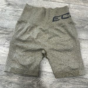 ECHT scrunch bike shorts